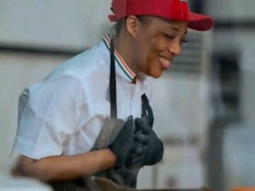 Guiness Record L’Ivoirienne Zeinab Bancé vient d’obtenir le record du plus long marathon culinaire solo