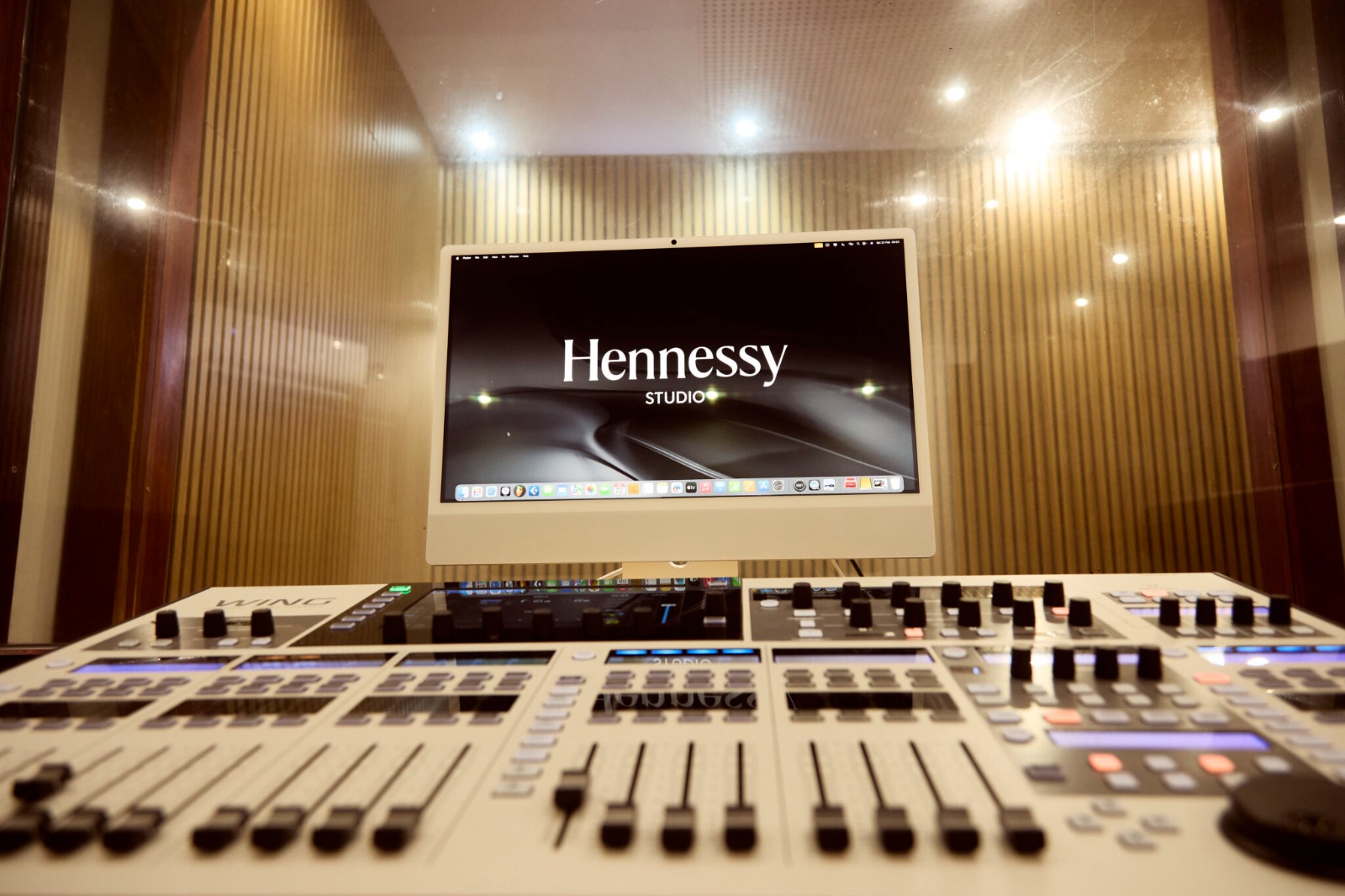 News : Brice Albin et Hennessy s’associent pour créer un espace dédié aux artistes.