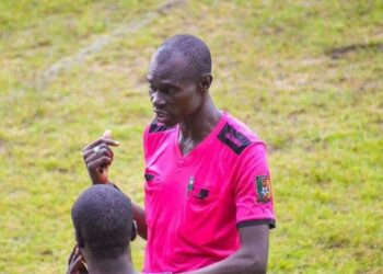 Football : Ndanga Mundi, l’arbitre au sifflet prolongé