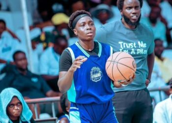 Suzanne Désirée Eben : la Lionne indomptable du basketball qui brille au Burundi