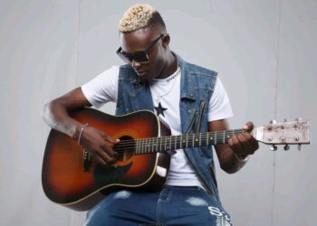 Vanister Enama en concert : l’émotion à nu