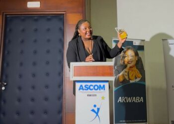 Récompense : Diane Audrey Ngako reçoit un prix aux ASCOM Awards 2025