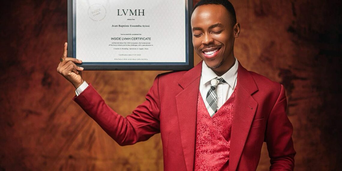 Mode : ⁠Djin Ayissi, alias Moan Yesus, reçoit la certification LVMH (Louis Vuitton Moët Hennessy)