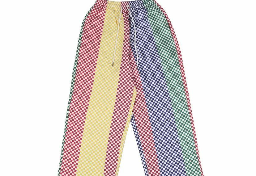 Mode : l’artiste nigérian Davido habillé par la marque camerounaise THE ROON