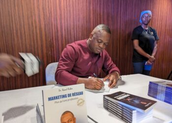 Business : le Dr. Raoul Ruben démystifie le markéting de réseau avec deux livres