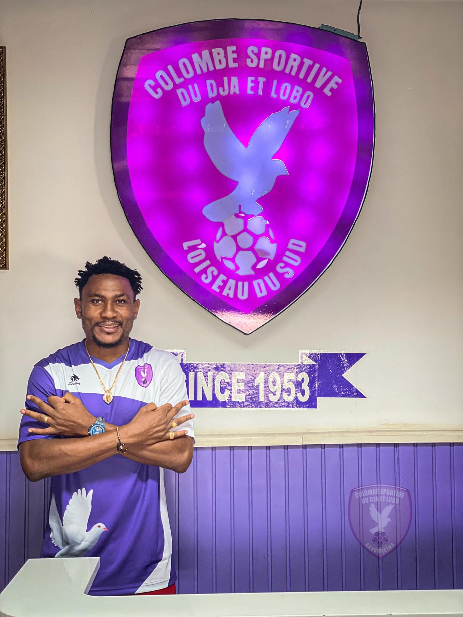 Léandre Tawamba, le Phénix de Colombe : le retour qui secoue la MTN Elite One 