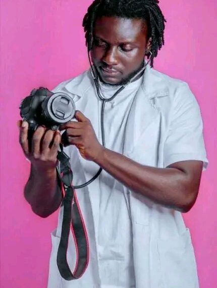 Dr. Nkeng Stephens transmet son savoir à la nouvelle génération de cinéastes africains