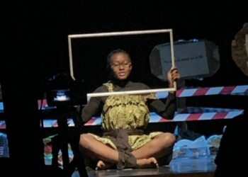 Théâtre : « Et nous les chiens de la rue » d’Ange Laure Tchuenkam était en représentation le week-end dernier à l’Institut Goethe