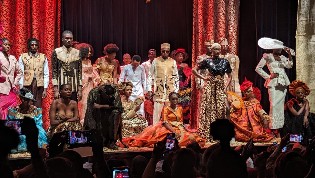 Mboti Week : Moan Yesus hisse la culture Ekang au rang de haute couture internationale avec Akuma