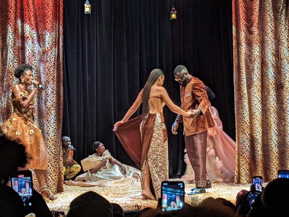 Mboti Week : Moan Yesus hisse la culture Ekang au rang de haute couture internationale avec Akuma