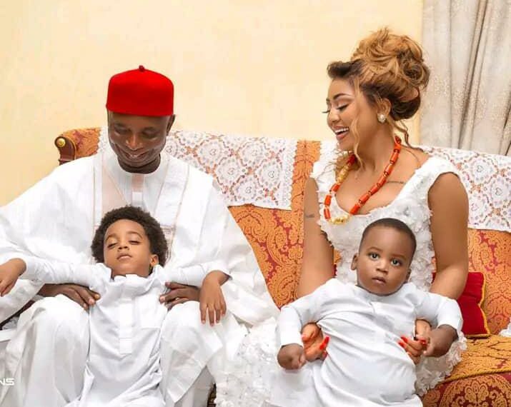 Millions, gloire et violences : le conte de fées brisé de Regina Daniels