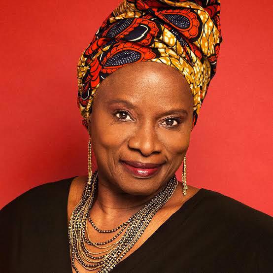 Angélique Kidjo : de nominée à présentatrice des Grammy Awards 2026