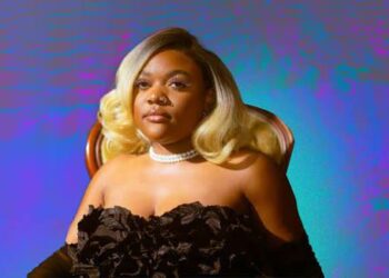 Musique : Libianca transforme la douleur du Cameroun en chant d’espoir avec Sacks & Moto