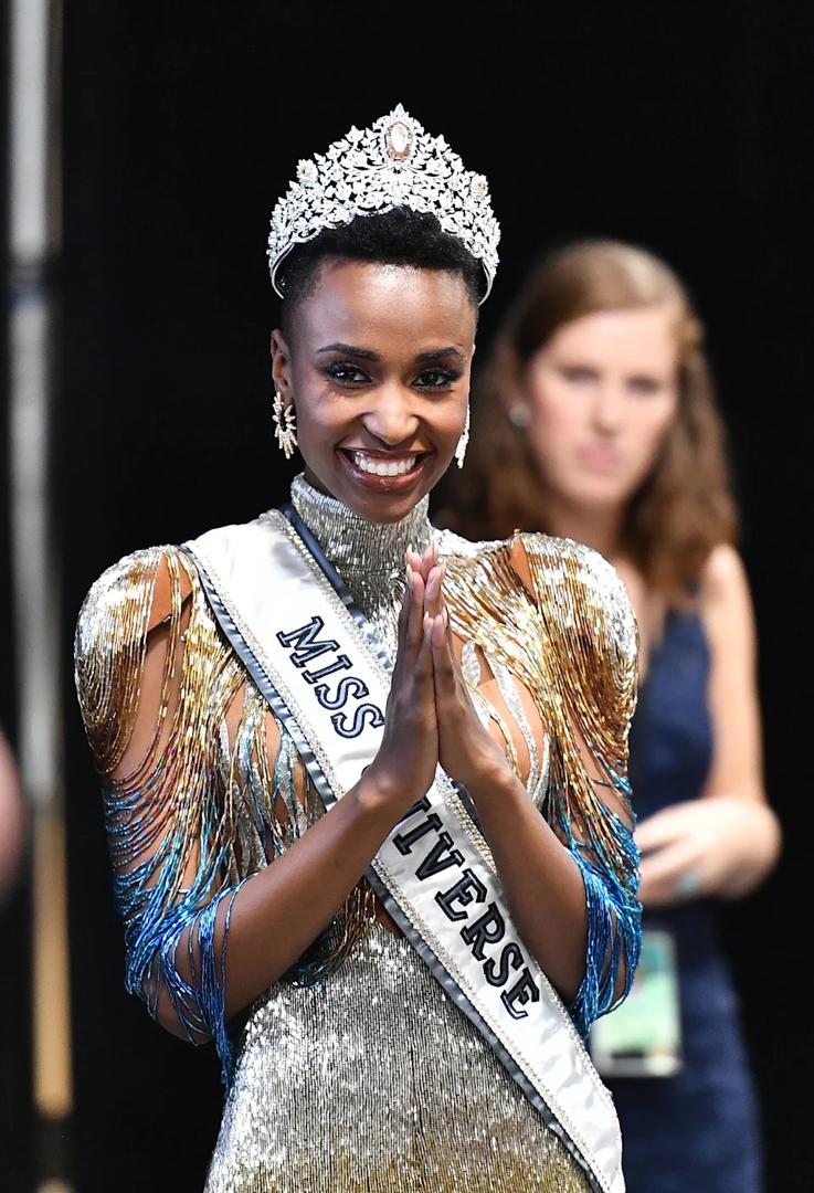 Miss Univers : Zozibini Tunzi, le sacre africain inoubliable de 2019
