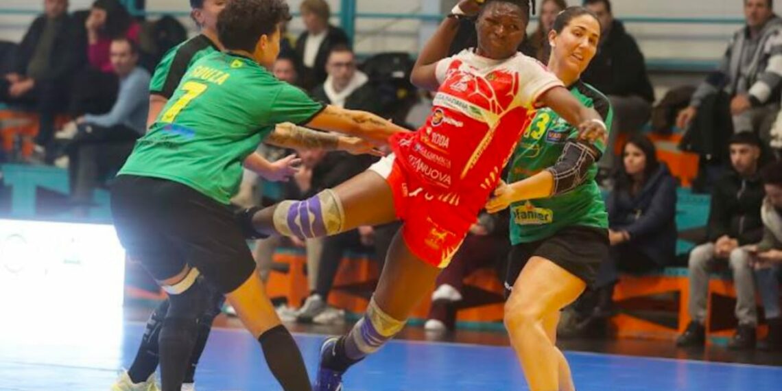 Handball Série A1 Italienne Féminine : le bras droit en or d’Ateba relance Leno à la reprise