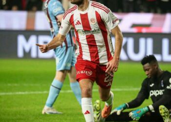 Super Lig (J20) : André Onana, patron silencieux malgré le nul de Trabzonspor à Antalya