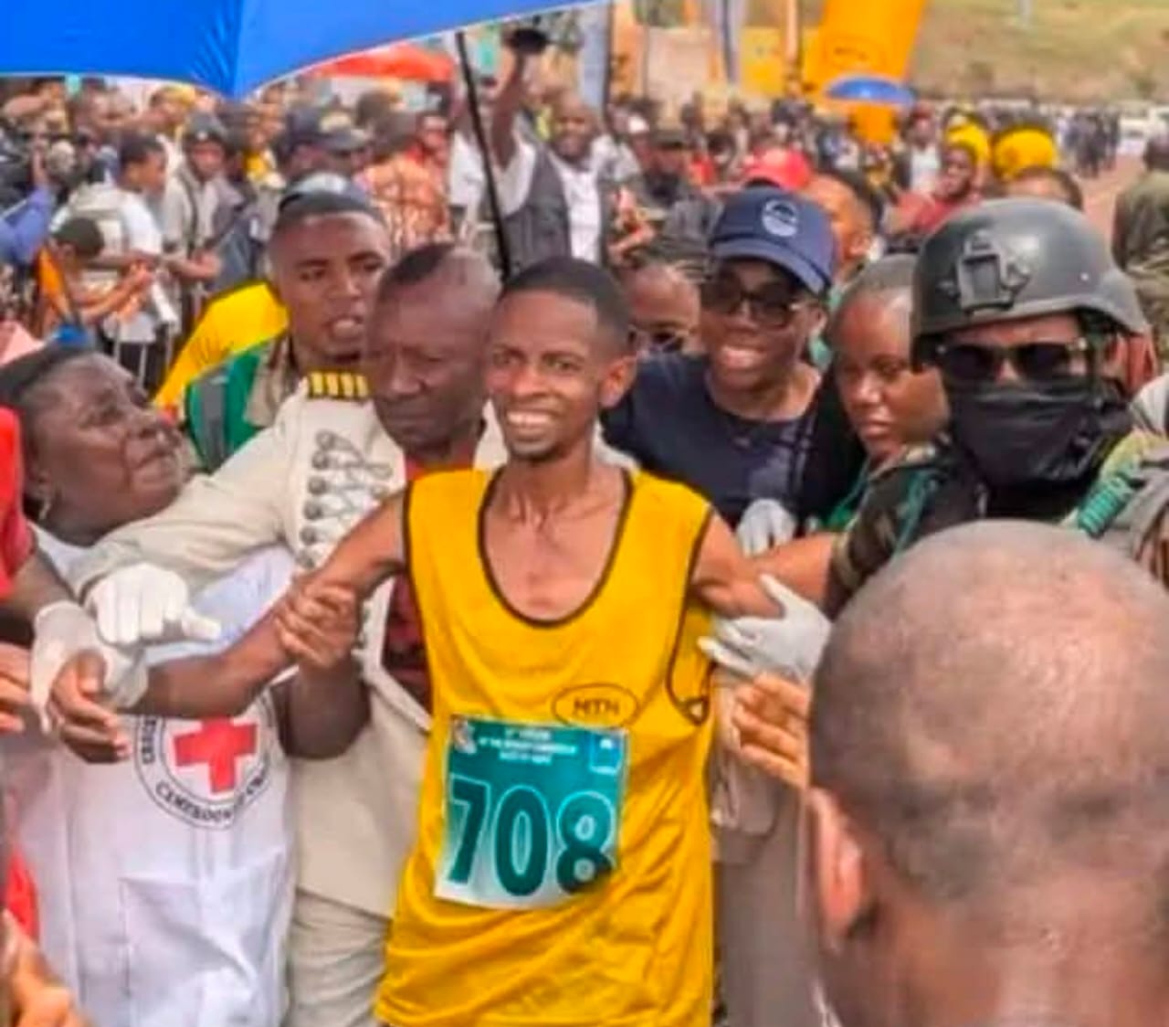 Ascension du Mont Cameroun 2026 : Hamadou Ibrahim et Wiba Destiny Grâce domptent le «Char des Dieux»