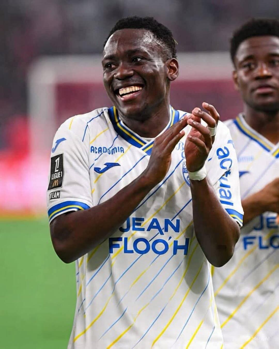 Ligue 1 : Arthur Avom refroidit Lille et offre un point précieux à Lorient