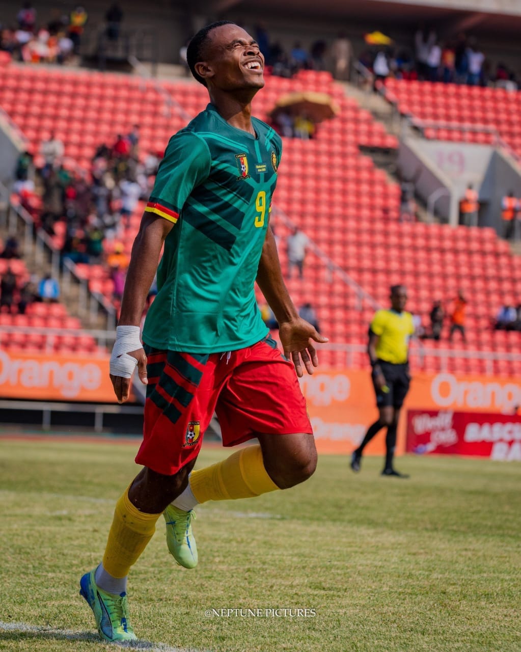 Angel Yondjo et 4 locaux chez les Lions indomptables