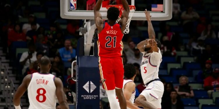 Les Pelicans en feu, Missi en chef d’orchestre intérieur