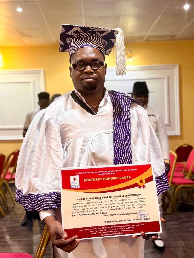 Moustik Karismatik : du rire aux honneurs, un parcours au service de la culture