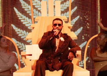 Fally Ipupa : un doublé historique au Stade de France