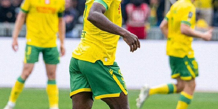 Ganago vit, Nantes respire et Marseille coule