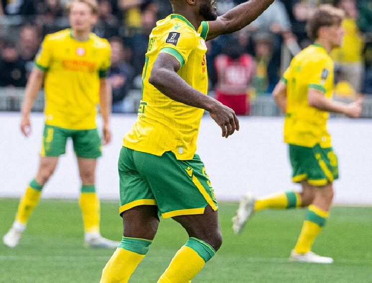 Ganago vit, Nantes respire et Marseille coule