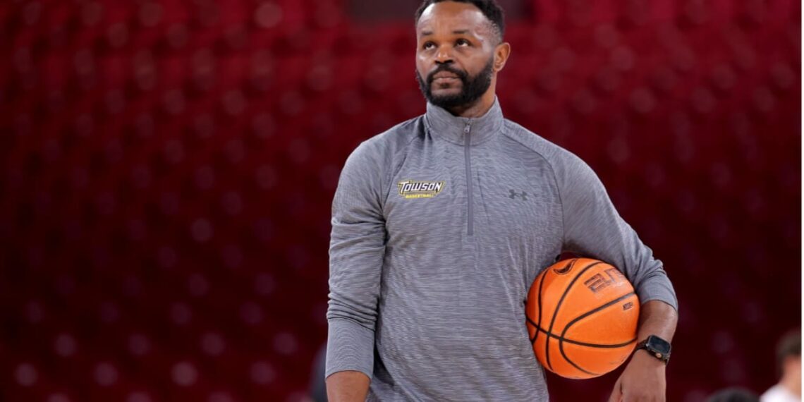 Basketball : Parfait Bitee prend les commandes des Lionceaux U17