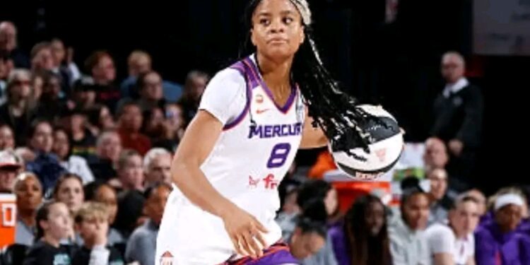 WNBA : Monique Akoa Makani poursuit son ascension Phoenix Mercury retrouve son équilibre