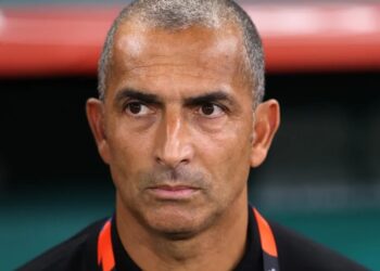 Football : Lamouchi, première victime du Mondial