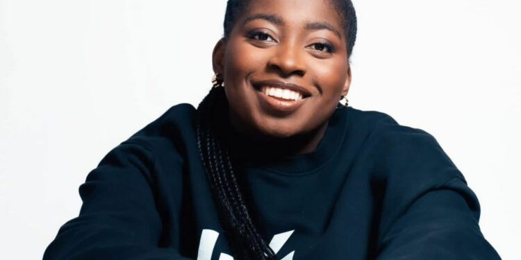 Sarah Lélé, 23 ans, première Camerounaise à animer le Jamel Comedy Club