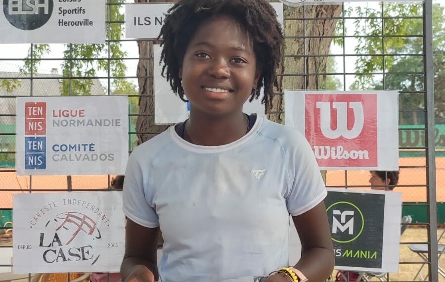 Tennis : à seulement 13 ans, Gloria Temgoua s'offre le Tournoi Seniors d'Hérouville