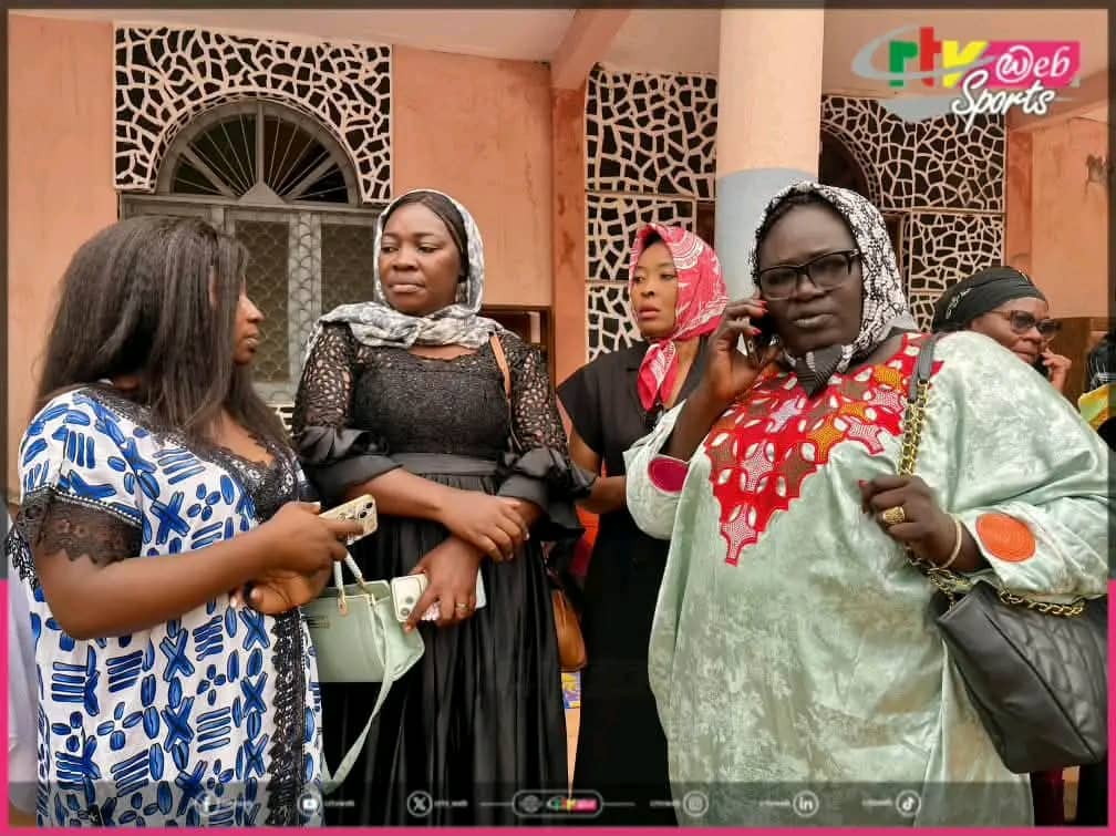 Dernier hommage à Laraï Salamatou : la CRTV accompagne sa journaliste vers sa dernière demeure