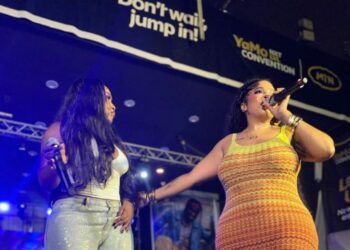 Musique : Blanche Bailly et la star gabonaise Emma'a dévoilent le remix de «Célibataire» en exclusivité 