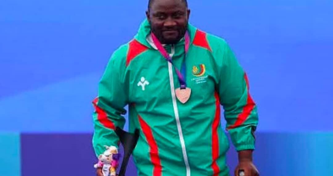 Glasgow 2026 : Lancer du poids F57, Cédric Lekezo monte sur la troisième marche du podium