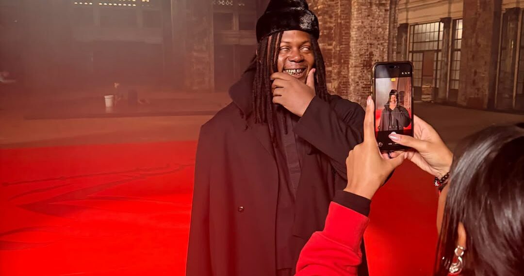 Portrait : Tenor, la force de frappe du rap camerounais qui entre dans l'histoire d'Hennessy
