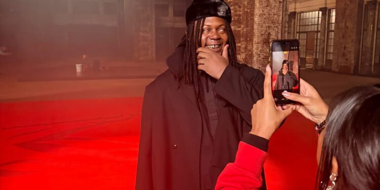Portrait : Tenor, la force de frappe du rap camerounais qui entre dans l'histoire d'Hennessy