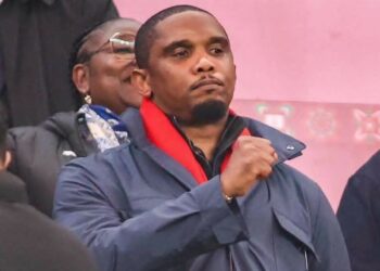 Samuel Eto'o blanchi en appel : la CAF annule sa suspension et son amende