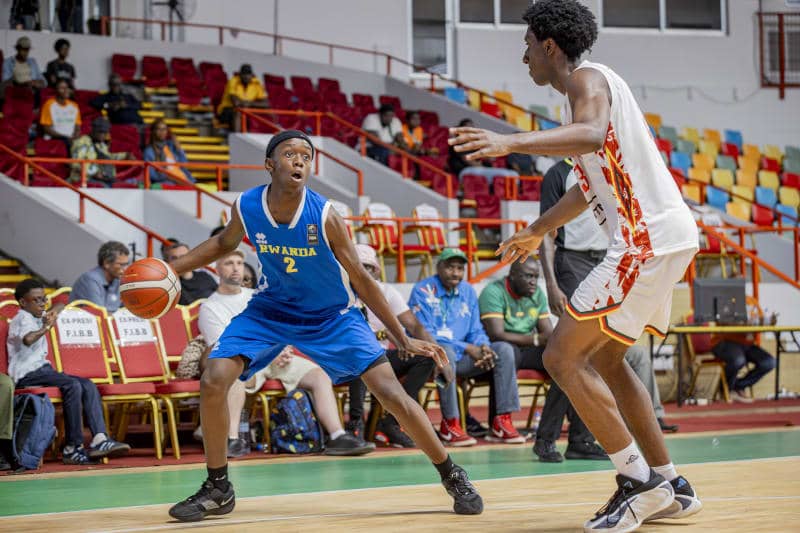 Afrobasket U18 garçons : les Lionceaux imposent leur rythme au Rwanda et s’ouvrent les portes des quarts