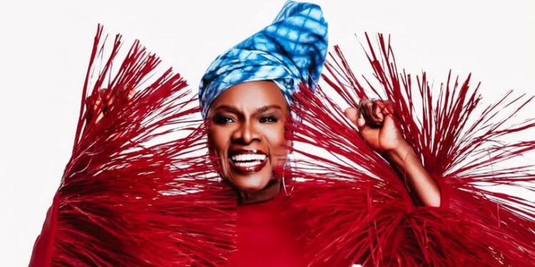 Exploit : Angelique Kidjo, Première artiste noire africaine à recevoir une étoile du Walk of Fame