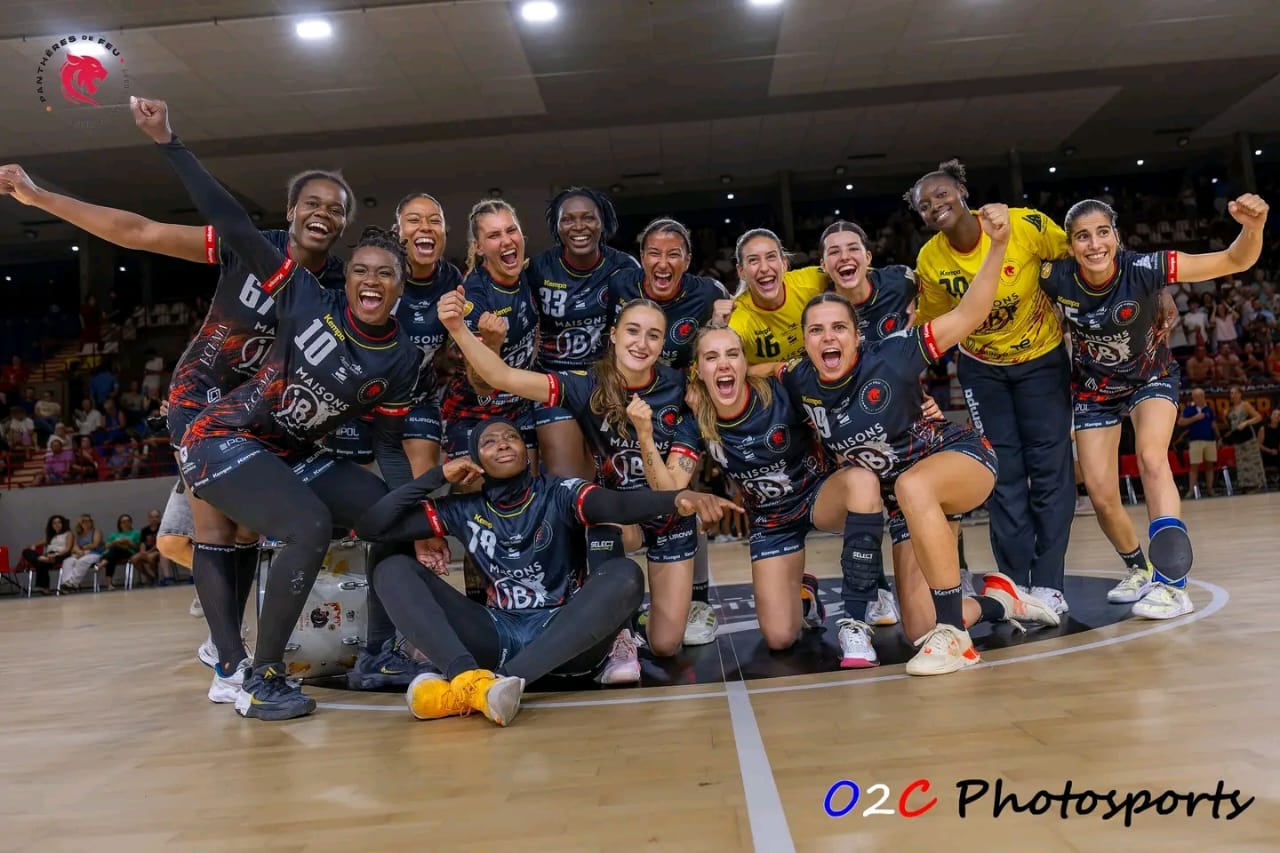 D2 féminine de Handball Française : 17 buts en deux matchs Laeticia Atéba déjà en feu avec Saint-Junien