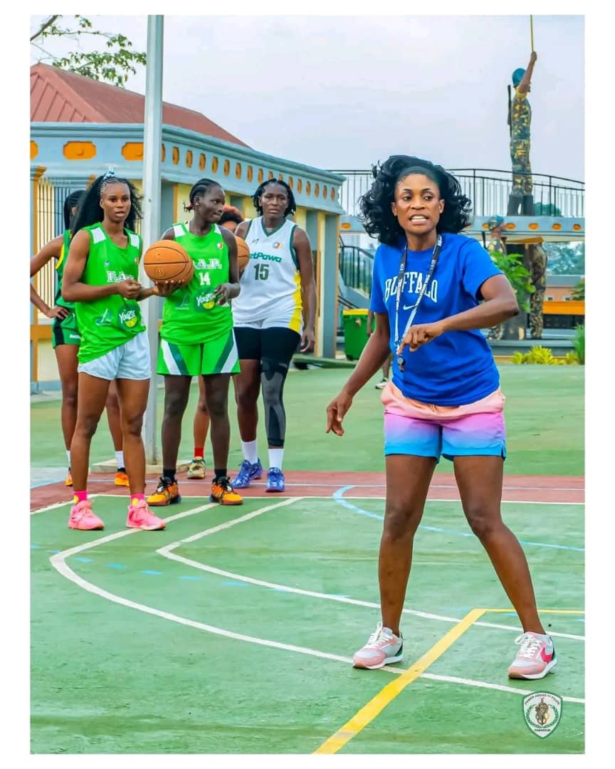 Focus Basketball : Ange Majolie Lonteu, l'architecte de la Dynastie en or de FAP Dames