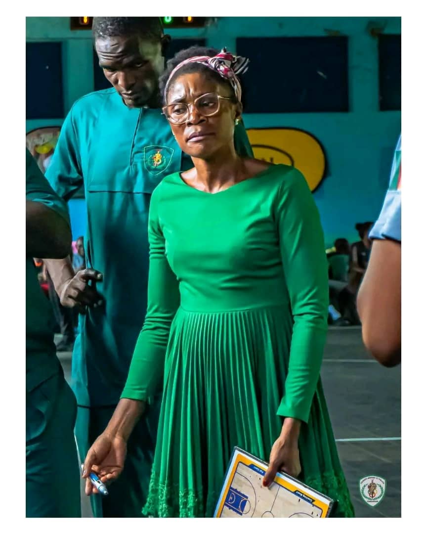 Focus Basketball : Ange Majolie Lonteu, l'architecte de la Dynastie en or de FAP Dames