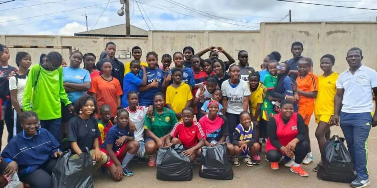 H4life : Paola Ebanga, une passe décisive pour la jeunesse du handball camerounais