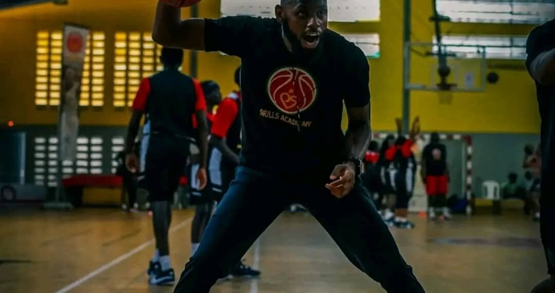 Ligue de Basketball du Littoral : Steve Kwamm, de la tactique au sacre avec the Heat Basketball