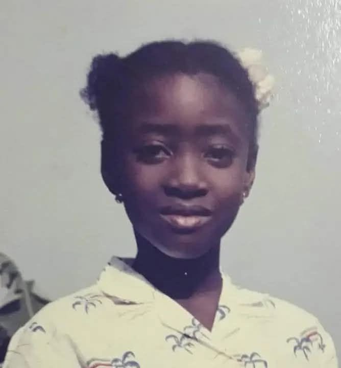 Portrait : Hermine Yollo, la Camerounaise qui donne la parole à Maryam et remporte le Prix Théâtre RFI 2026