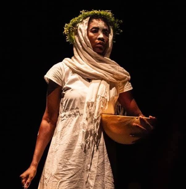 Portrait : Hermine Yollo, la Camerounaise qui donne la parole à Maryam et remporte le Prix Théâtre RFI 2026