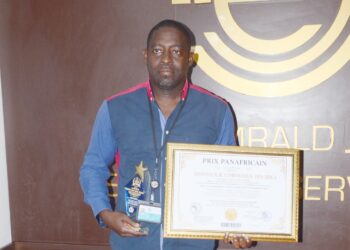 Cameroun : Christian Din Dika reçoit le Prix du leadership et de l’excellence économique 2025