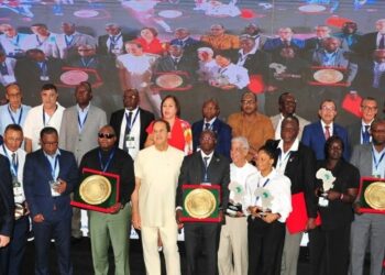 Volleyball : le cameroun au cœur des 18 fédérations honorées par la cavb à sal